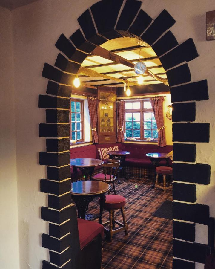 איימאות' The First & Last Inn מראה חיצוני תמונה
